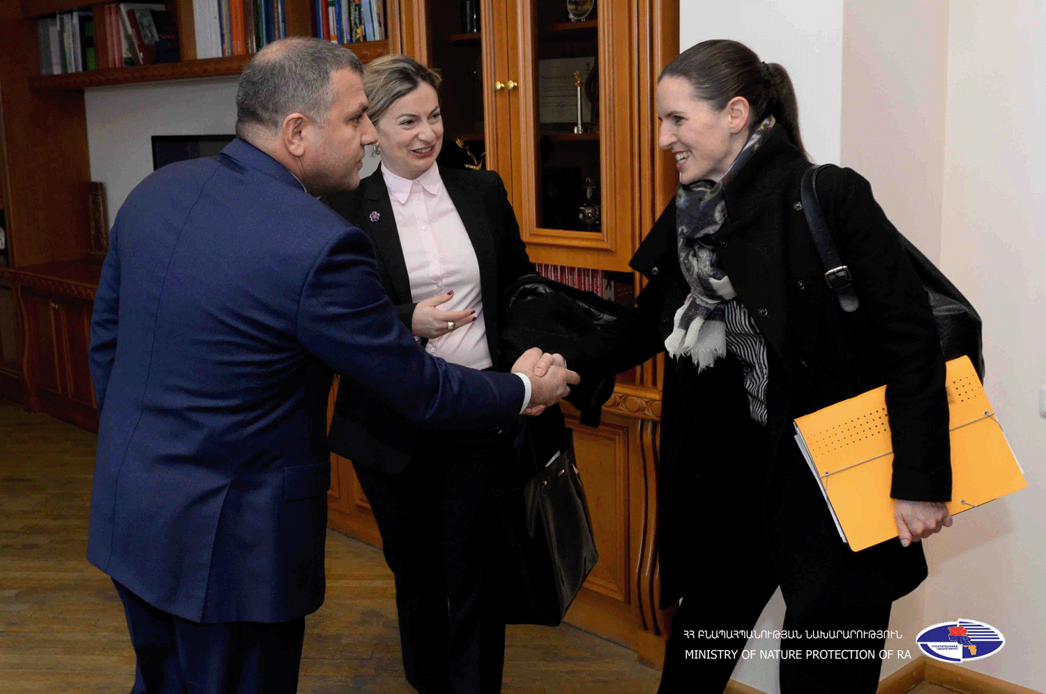 RA Minister of Nature Protection received Ambassador of the French Republic to the Republic of Armenia